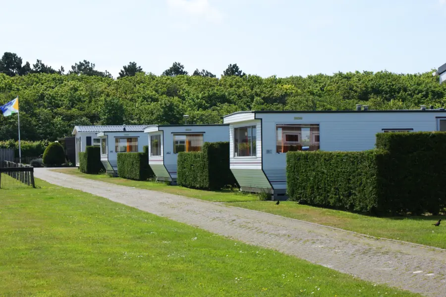 Stacaravan buiten rij mei 2011 coogherveld