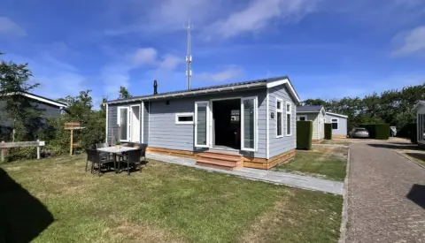Coogherveld Texel chalet type 1 Blue Ferienunterkunft für 5 personen