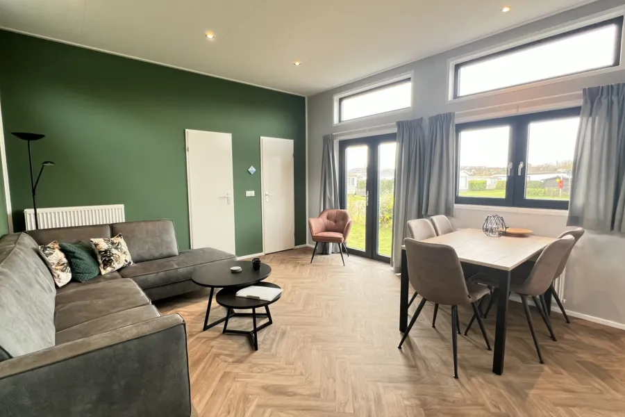 Texelse chalet Coogherveld Type 6 ziehoek en eet gedeelte